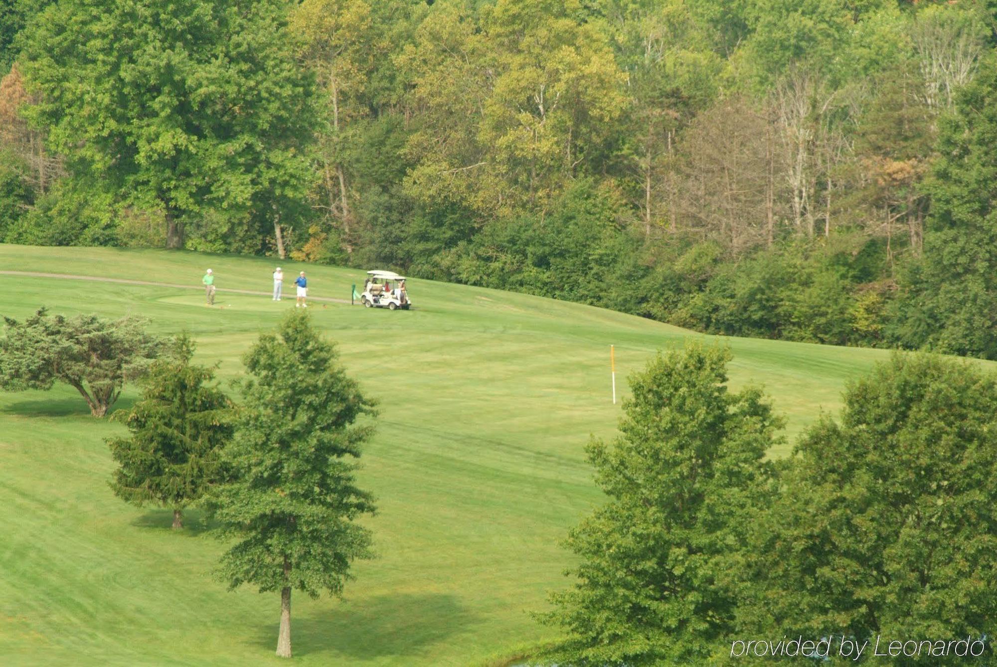 Inn At Lenape Heights-Golf Resort And Event Center Ford City Exterior photo